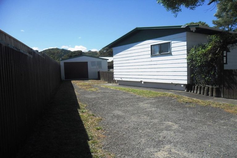 Photo of property in 6 Linwood Drive, Paraparaumu, 5032