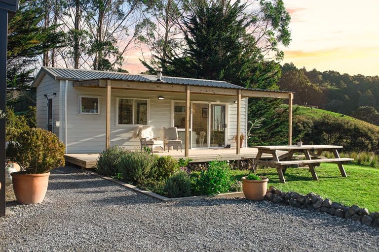 Photo of property in 73 Bayer Road, Puhoi, 0994