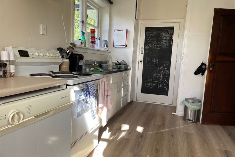 Photo of property in 30 Piko Crescent, Riccarton, Christchurch, 8041