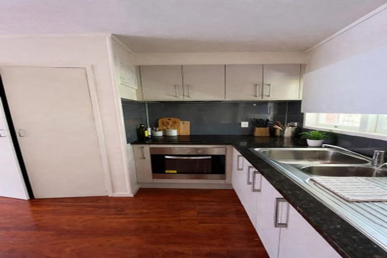Photo of property in 2/1 Snell Place, Pakuranga, Auckland, 2010