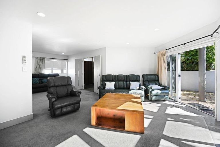 Photo of property in 3 Munro Place, Flagstaff, Hamilton, 3210