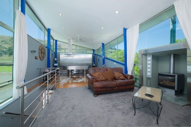 Photo of property in 13 Kotare Place, South Bay, Kaikoura, 7300