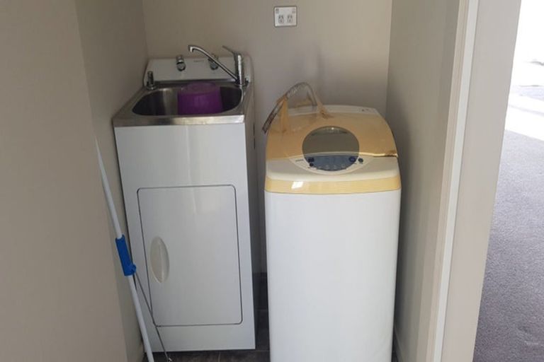 Photo of property in 3 Reeves Road, Rangiora, 7400