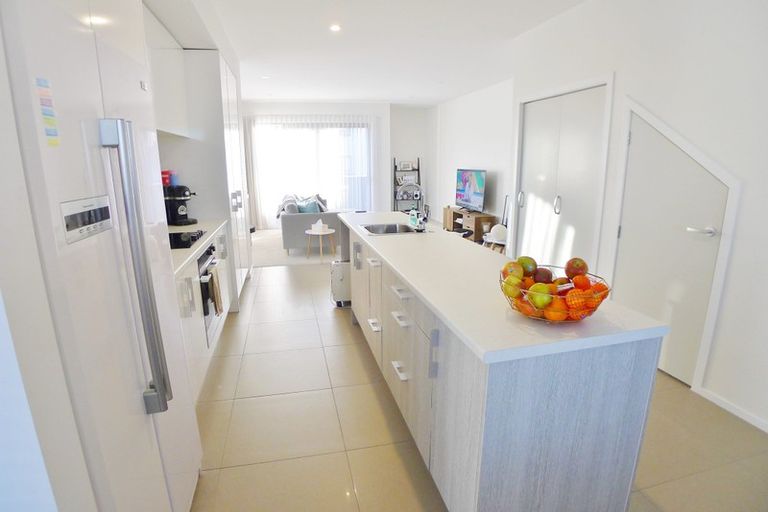 Photo of property in 51 Rangihina Road, Hobsonville, Auckland, 0616