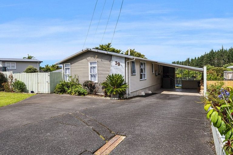 Photo of property in 39 Fisher Terrace, Te Kamo, Whangarei, 0112