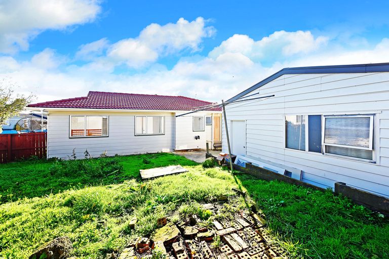 Photo of property in 3 Carter Place, Manurewa, Auckland, 2102
