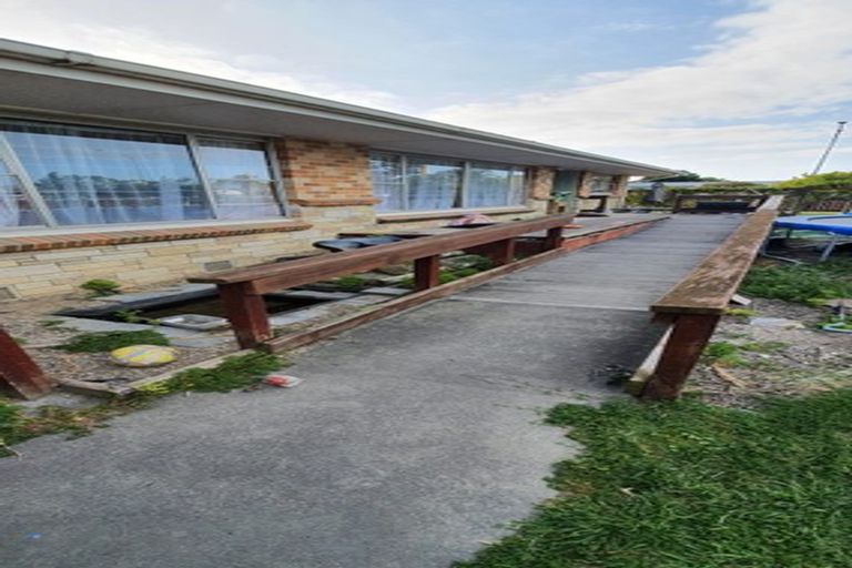 Photo of property in 284 Kennedy Road, Onekawa, Napier, 4110