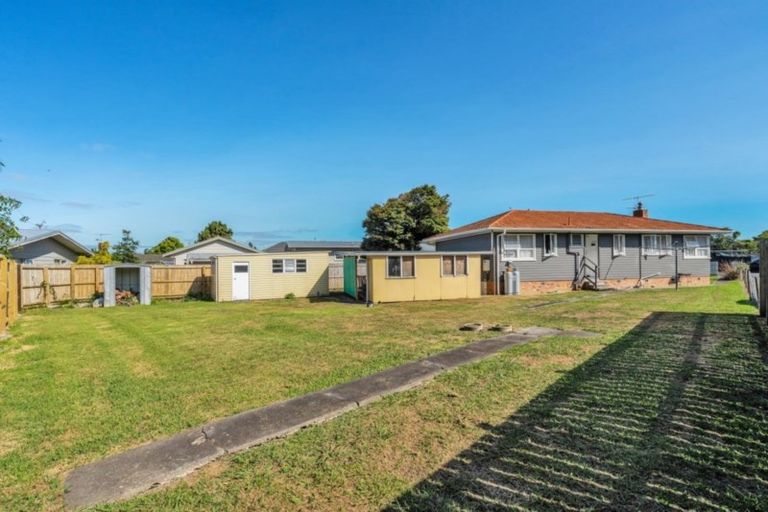 Photo of property in 99 Pakuranga Road, Pakuranga, Auckland, 2010