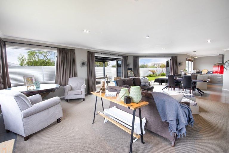 Photo of property in 444a Main North Road, Bay View, Napier, 4104