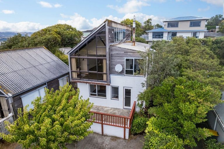 Photo of property in 7 Paua Place, Camborne, Porirua, 5026