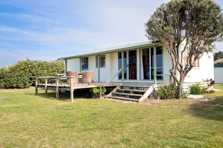 Photo of property in 136 Harper Road, Waimarama, 4294