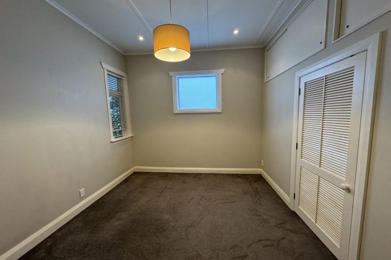 Photo of property in 29 Maida Vale Road, Roseneath, Wellington, 6011