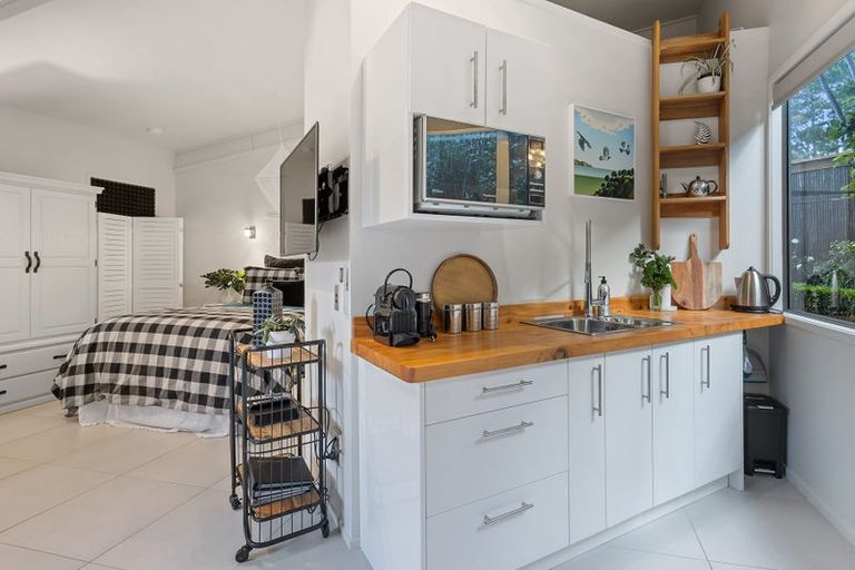 Photo of property in 361h Paremoremo Road, Paremoremo, Auckland, 0632