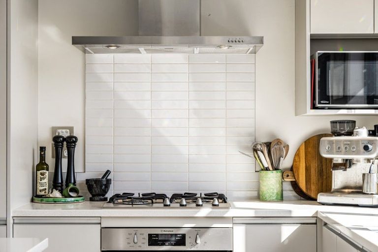 Photo of property in 8 Ara Kakara Avenue, Huapai, Kumeu, 0810