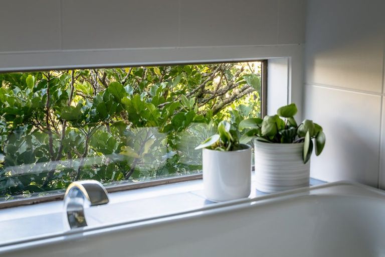 Photo of property in 10 Peregrine Place, Birkenhead, Auckland, 0626