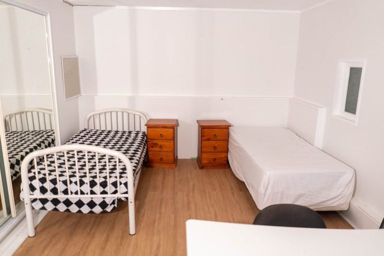 Photo of property in 22 Orion Place, Hillcrest, Auckland, 0627