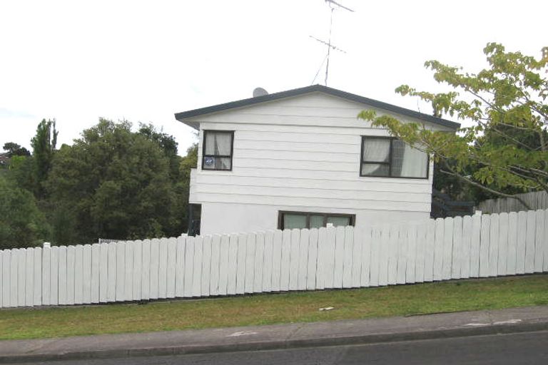 Photo of property in 51 Athena Drive, Totara Vale, Auckland, 0629