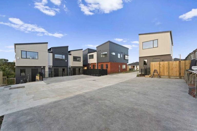 Photo of property in 28 Johns Creek Crescent, Silverdale, 0932