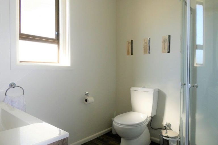 Photo of property in 3 Leith Crescent, Greymouth, 7805