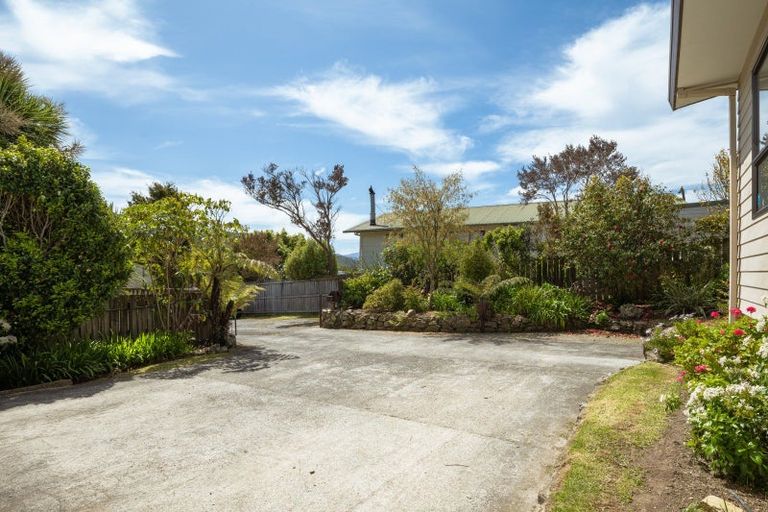 Photo of property in 5 Bayview Drive, Waikawa, Picton, 7220