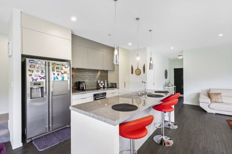 Photo of property in 24/19 Glencarron Place, Bethlehem, Tauranga, 3110