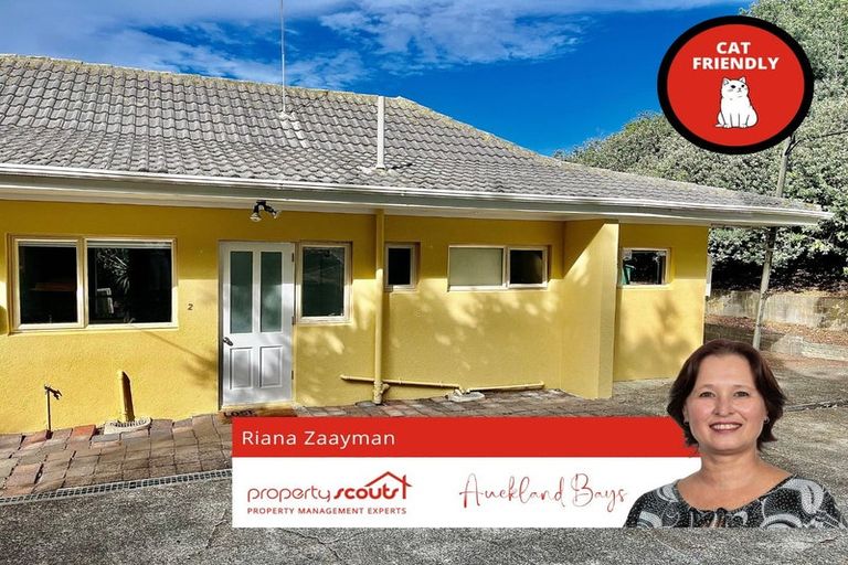 Photo of property in 2/22 Chivalry Road, Glenfield, Auckland, 0629