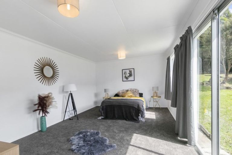 Photo of property in 195 Wellington Road, Wainuiomata, Lower Hutt, 5014