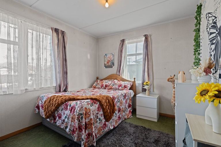 Photo of property in 40 Lucas Street, Riversdale, Blenheim, 7201