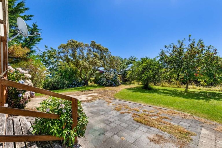 Photo of property in 10 Hussey Street, Waverley, 4510