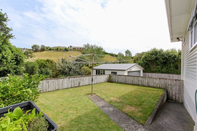 Photo of property in 46 Oranga Street, Marfell, New Plymouth, 4310