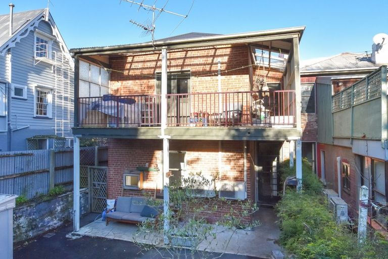 Photo of property in 54 Manor Place, Dunedin Central, Dunedin, 9016