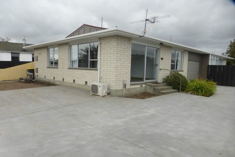 Photo of property in 1/24 Bayswater Crescent, Bromley, Christchurch, 8062