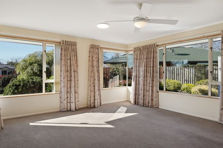 Photo of property in 10 Wordsworth Place, Stoke, Nelson, 7011