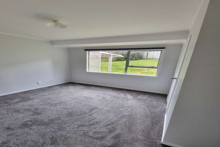 Photo of property in 5 Jarrah Place, Massey, Auckland, 0614