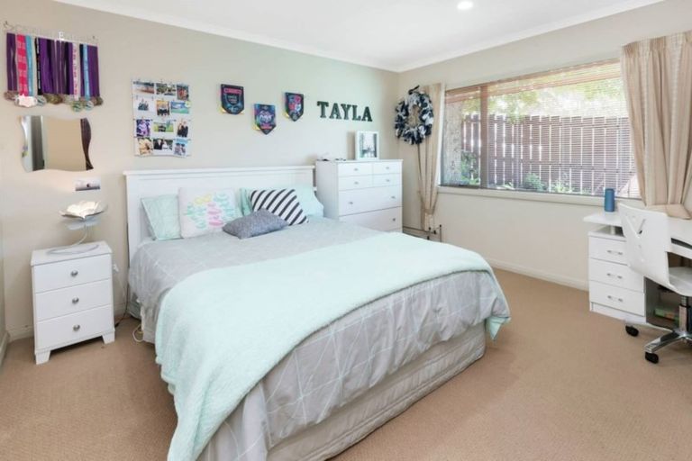 Photo of property in 14a Gibraltar Street, Howick, Auckland, 2014
