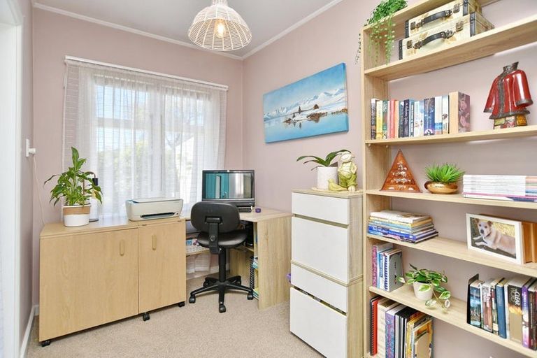 Photo of property in 415 High Street, Rangiora, 7400