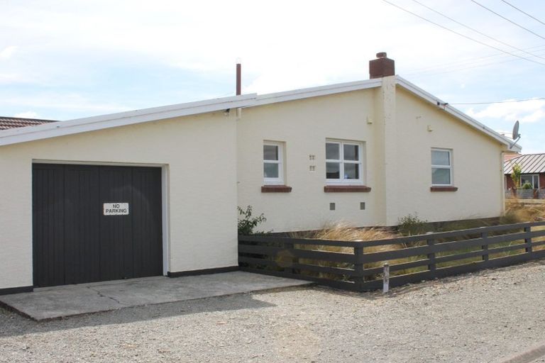 Photo of property in 114 Park Street, Winton, 9720