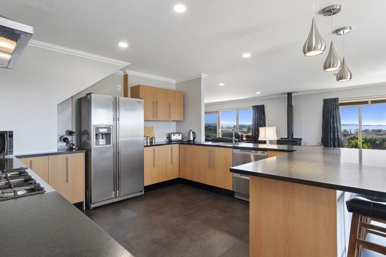 Photo of property in 86 Bert Wall Drive, Omokoroa, 3114