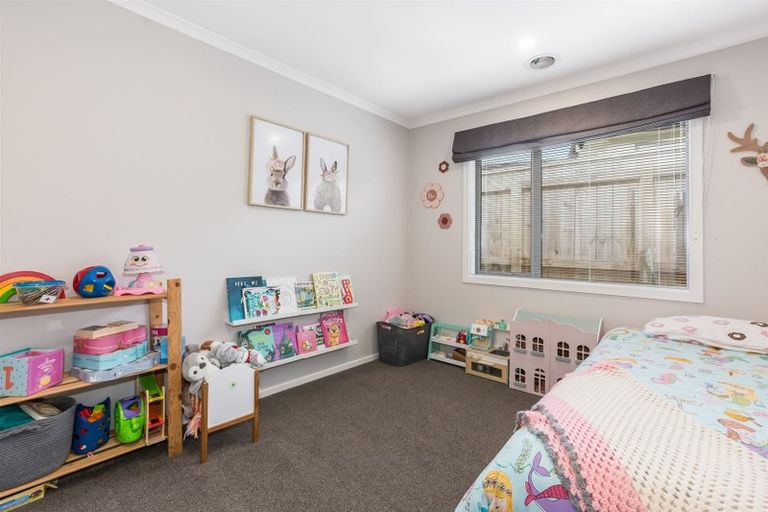 Photo of property in 89 John Burke Drive, Aotea, Porirua, 5024