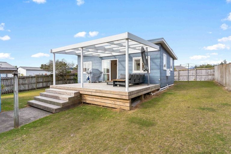 Photo of property in 124 Hampton Road, Whangamata, 3620
