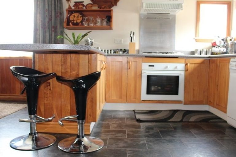 Photo of property in 176 Romilly Street, Westport, 7825