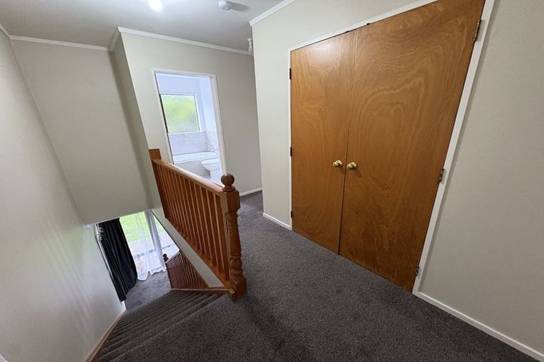 Photo of property in 6 Flinders Place, Johnsonville, Wellington, 6037