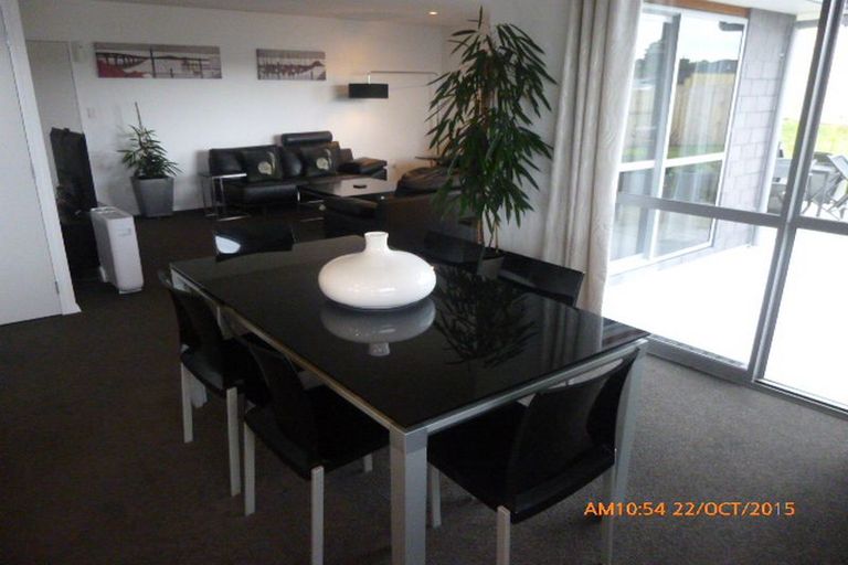 Photo of property in 21 Fairfax Crescent, Pyes Pa, Tauranga, 3112