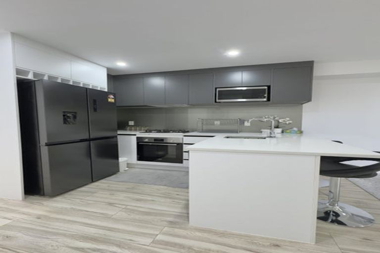 Photo of property in 19d Farwood Drive, Henderson, Auckland, 0612