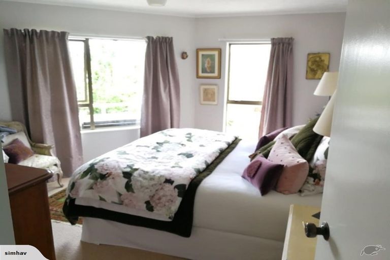 Photo of property in 29 Stanhope Grove, Korokoro, Lower Hutt, 5012