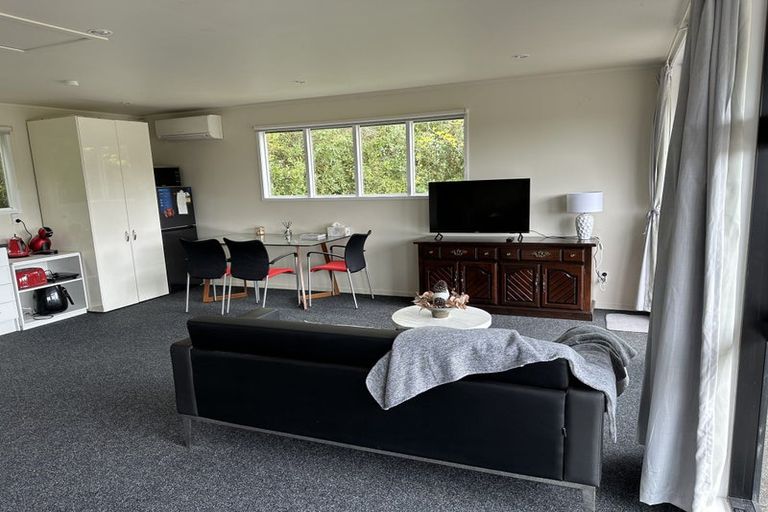 Photo of property in 25 Hull Road, Waitoki, Kaukapakapa, 0871