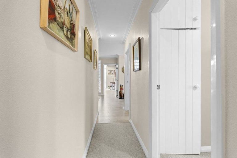 Photo of property in 50 Leslie Street, Waitara, 4320