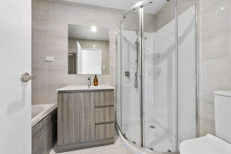 Photo of property in 2/46 Te Kanawa Crescent, Henderson, Auckland, 0610