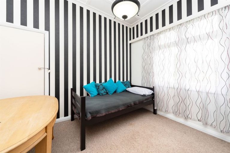 Photo of property in 1 Swan Street, Taihape, 4720