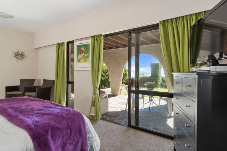 Photo of property in 52 Corinna Street, Welcome Bay, Tauranga, 3112